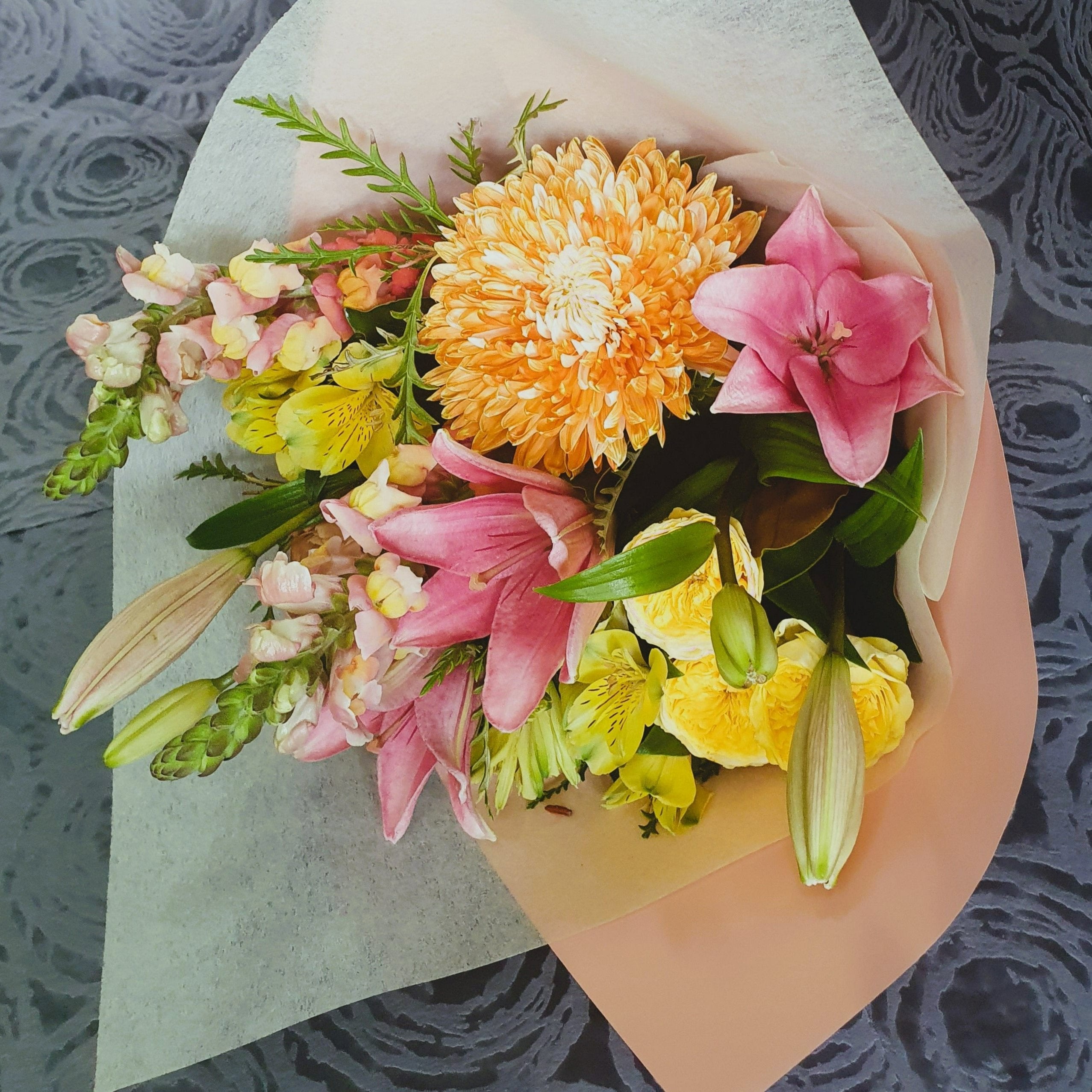Bouquet bright l Flower Mint l Bendigo Florist