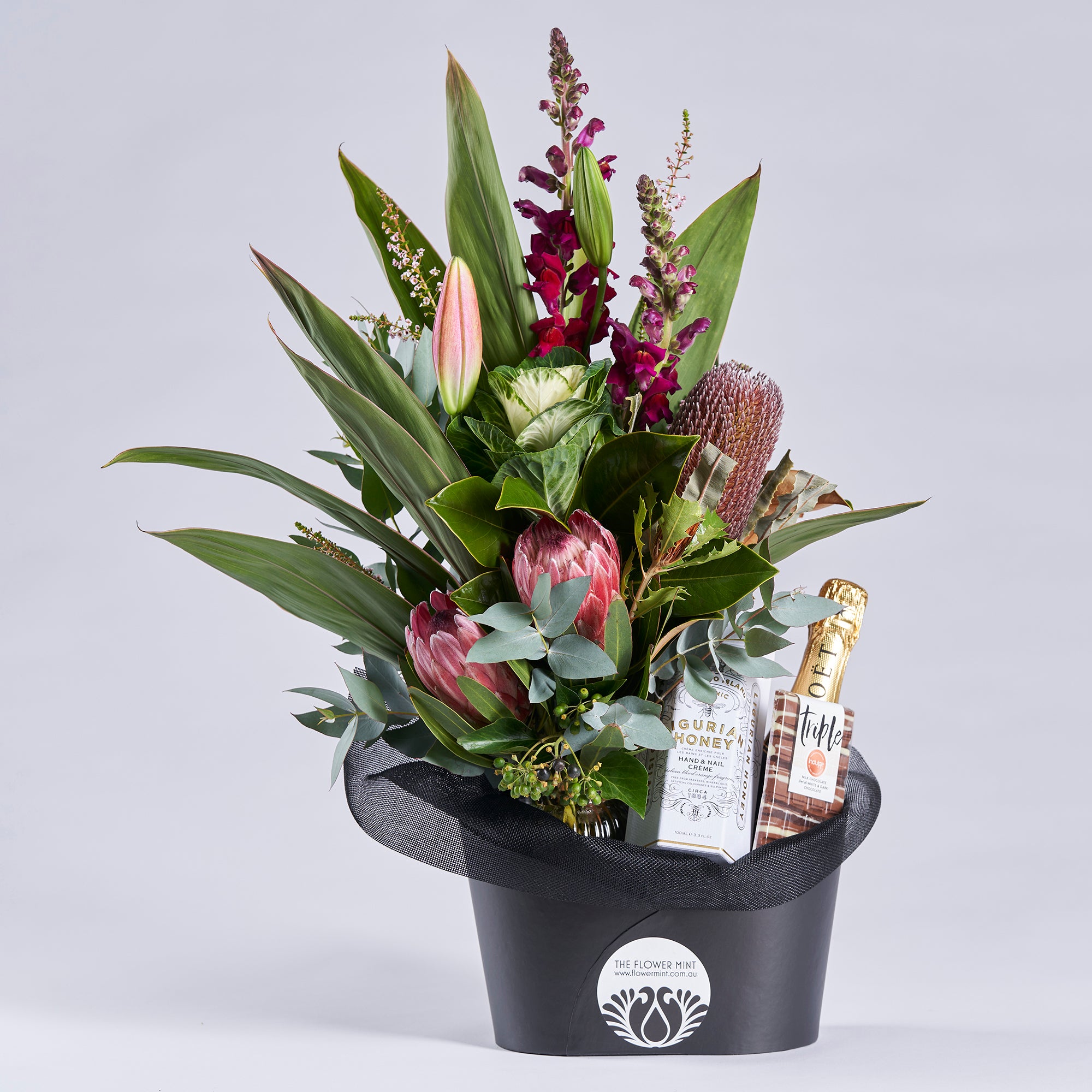 Celebration Gift Hamper l Flower Mint l Bendigo Florist