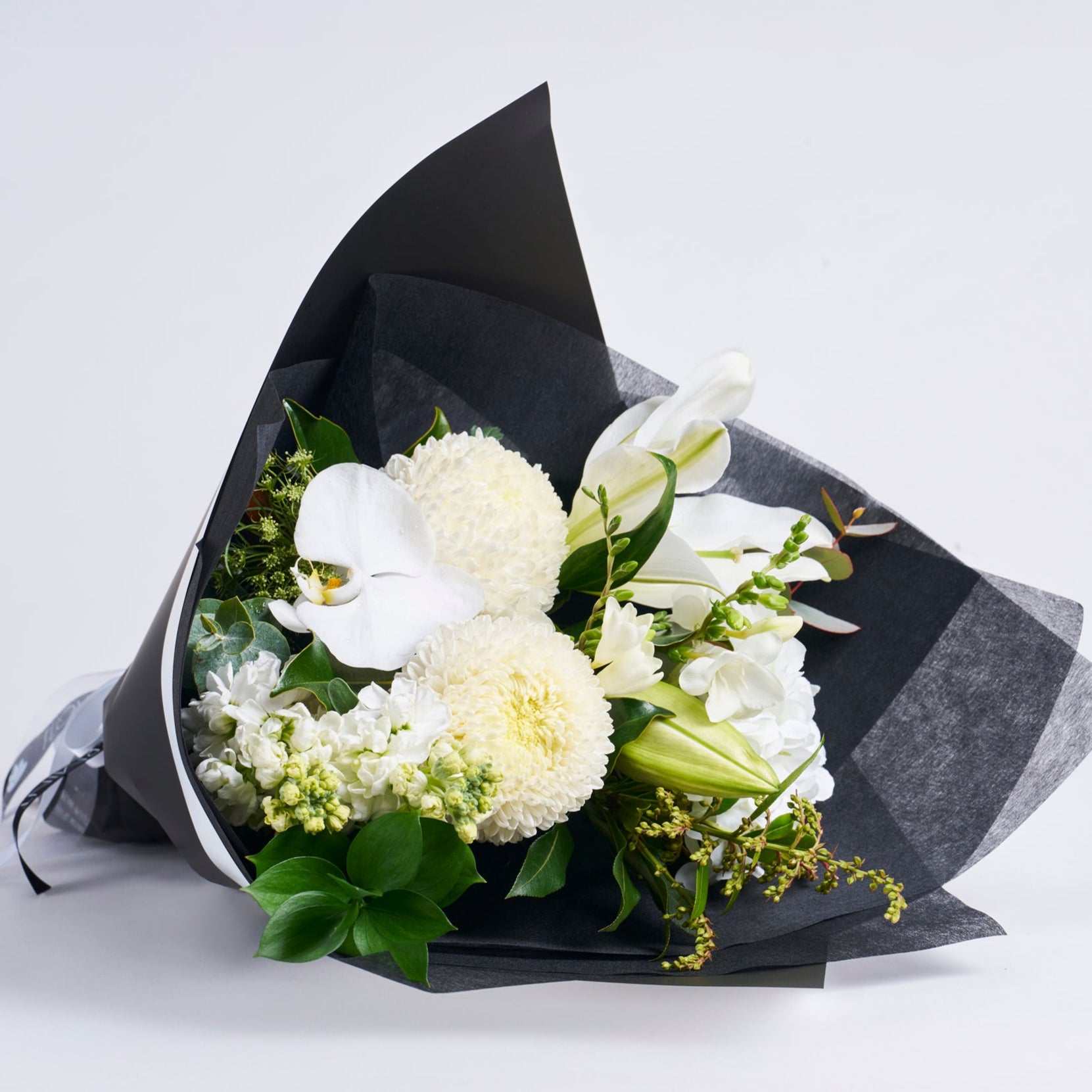 Bouquet_of_the_Day_White_l_Flower_Mint_l_Bendigo_Florist