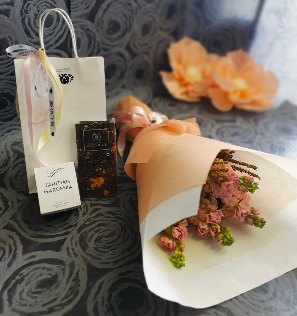 Flowers gift l Flower Mint l Bendigo Florist